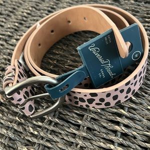 Women’s- animal print belt, Medium
